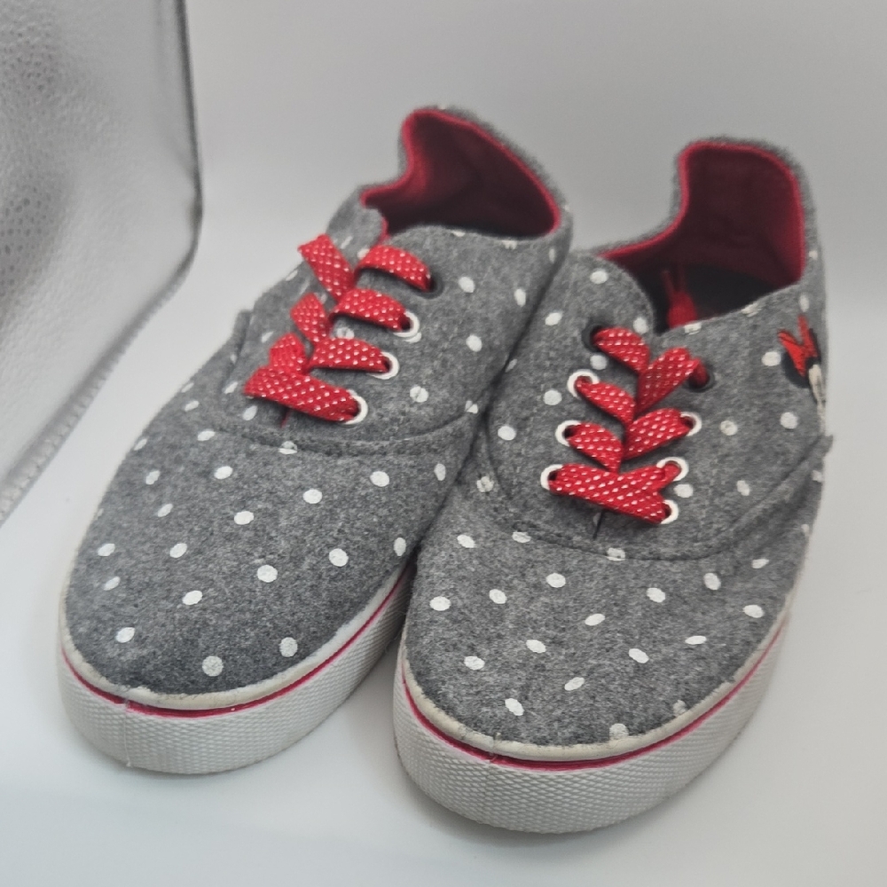 Disney Minnie Mouse Gray Polka Dot Sneakers – Girls Size 7